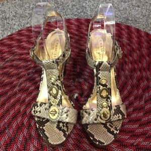 Coach Snakeskin Print Turn Lock Sandals Size 7.5